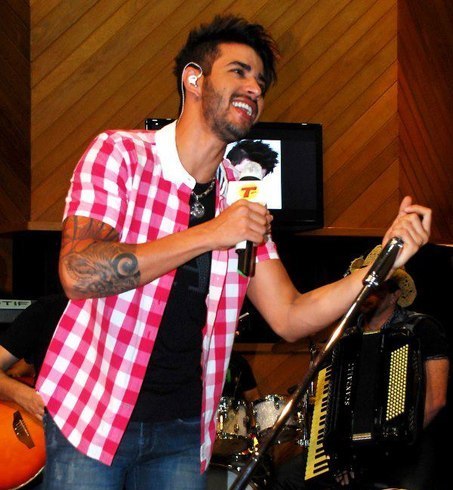 Gusttavo Lima ( ) /  - 12